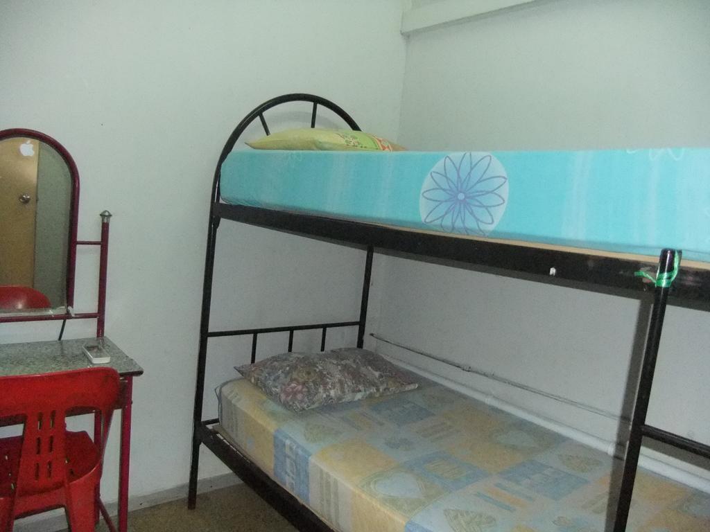Hawaii Hostel Singapore Værelse billede